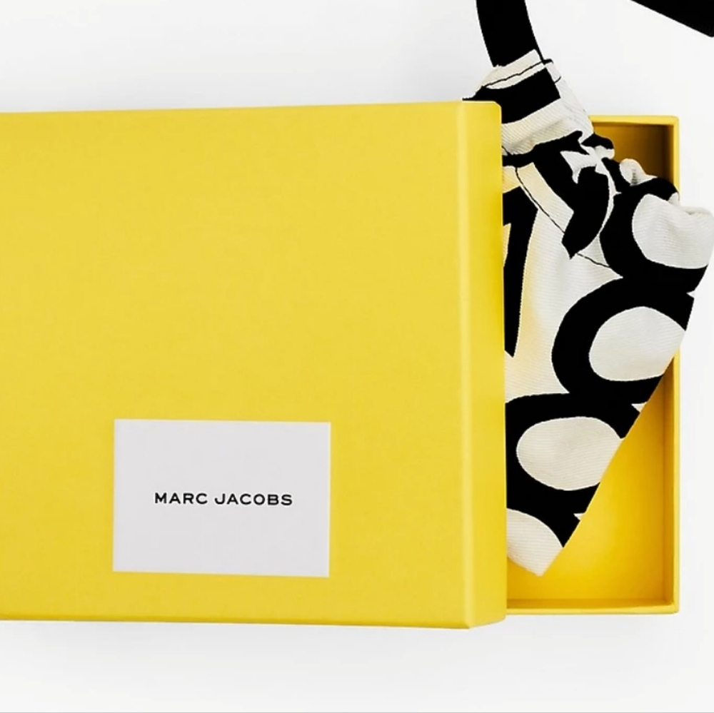Marc Jacobs Silvertone Tote Bag Ring - Picture 3 of 5